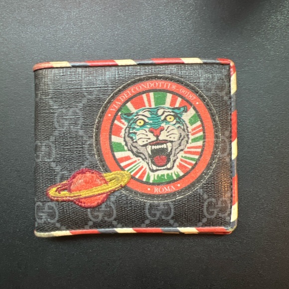 Gucci Wallet - Picture 1 of 5